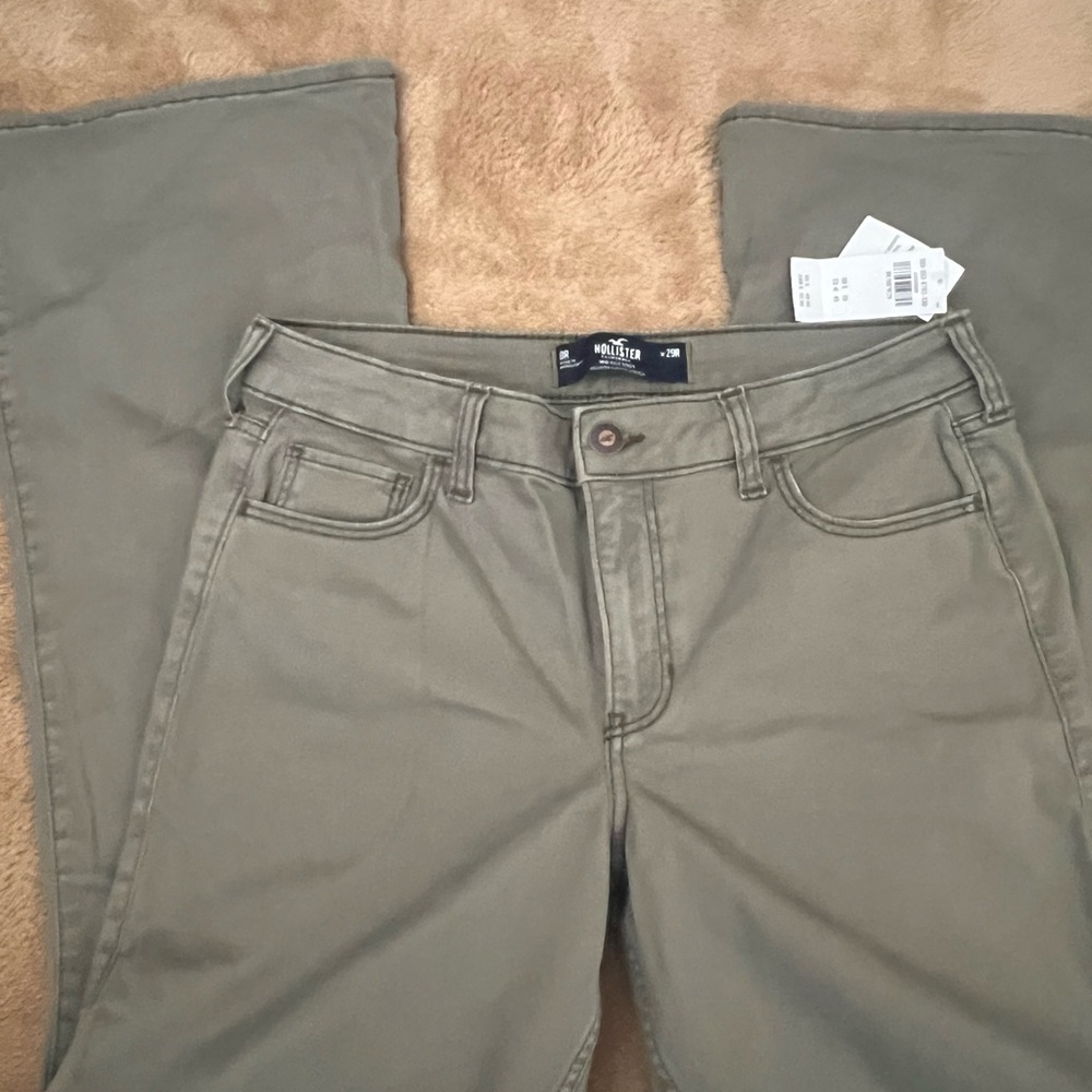 NWT Hollister mid-rise boot - Picture 3 of 5